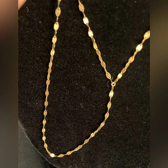 14k gold beautifully delicate lariat chain. - Picture 4 of 5